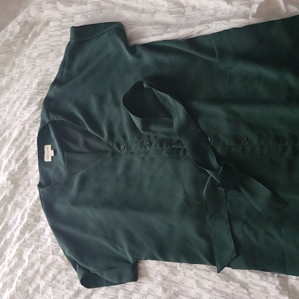 Tunic with tie